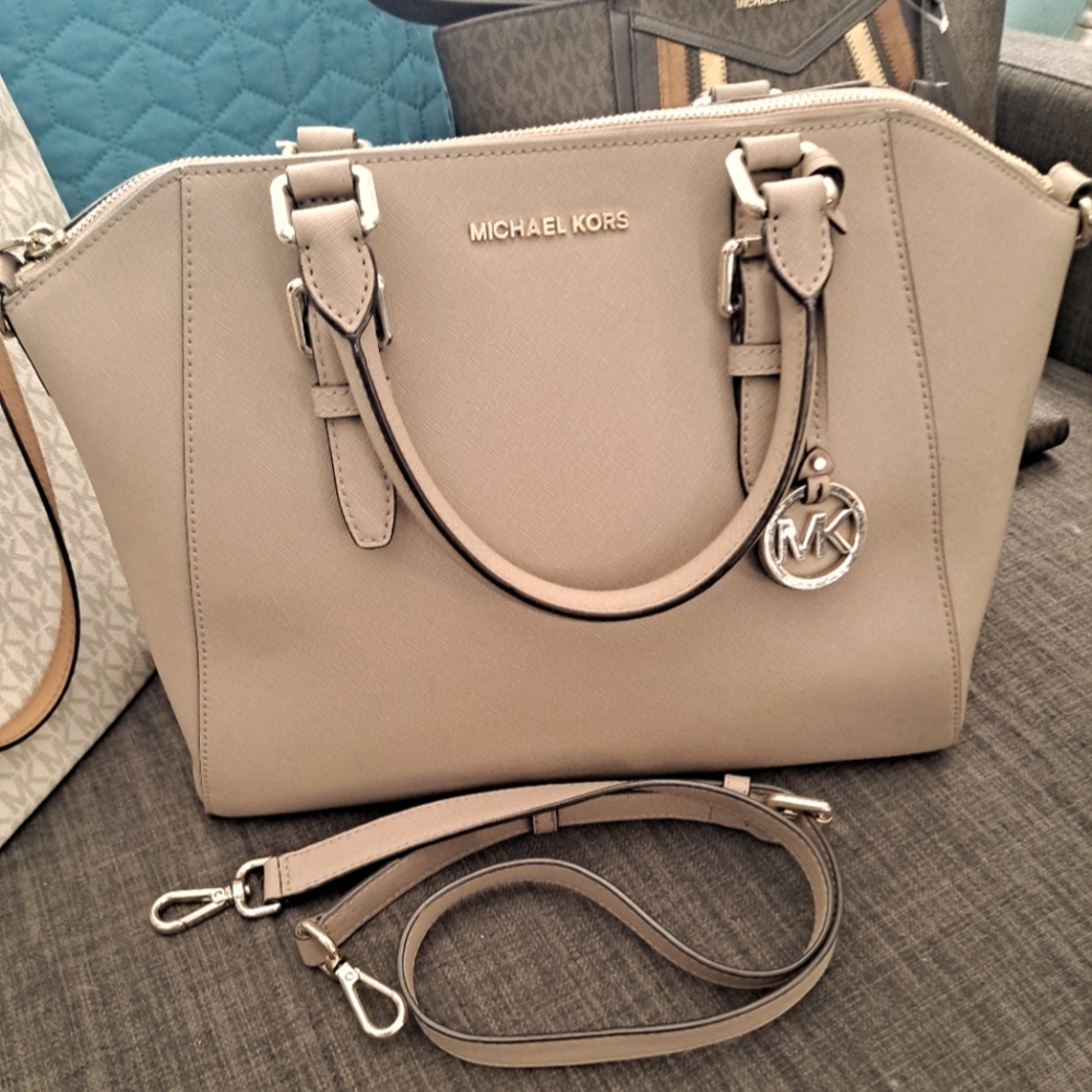 Lovely Taupe Cierra Michael Kors Bag 2 way